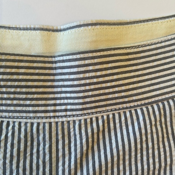 J Crew Seersucker Shorts Size 6 - Picture 11 of 15